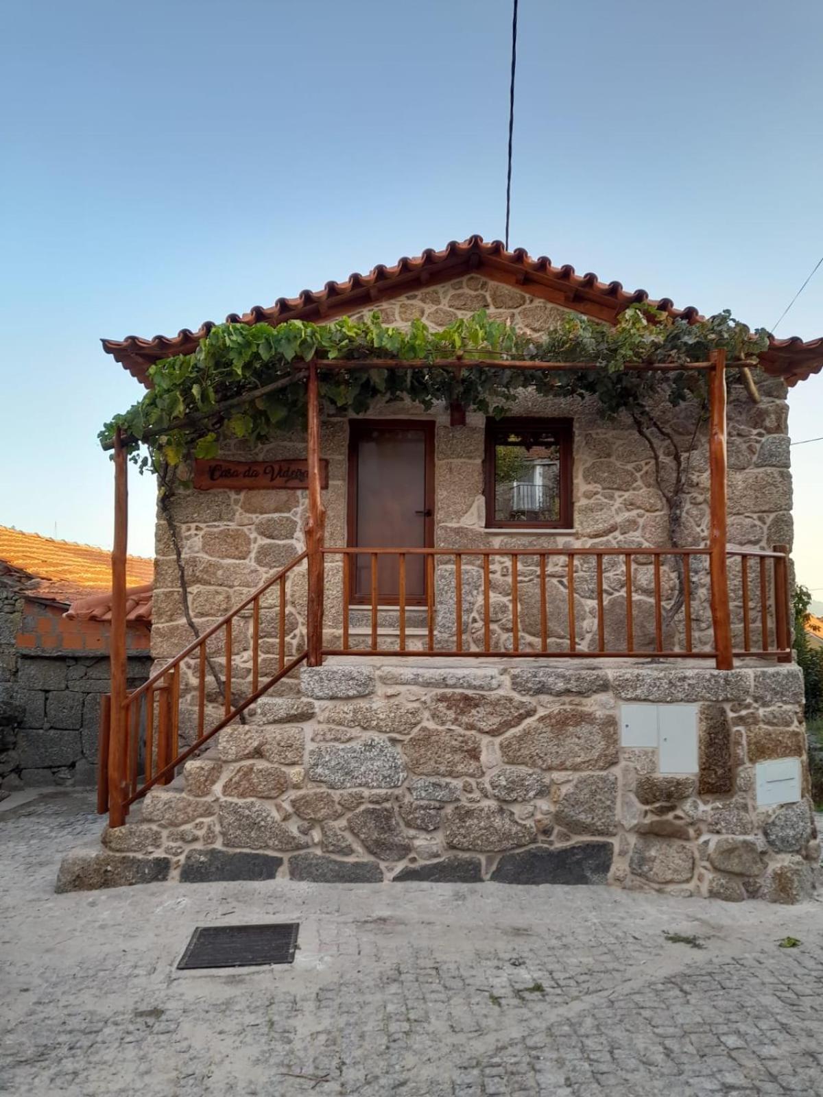 Casa Largo S Lourenco E Casa Da Videira Mazes Eksteriør billede