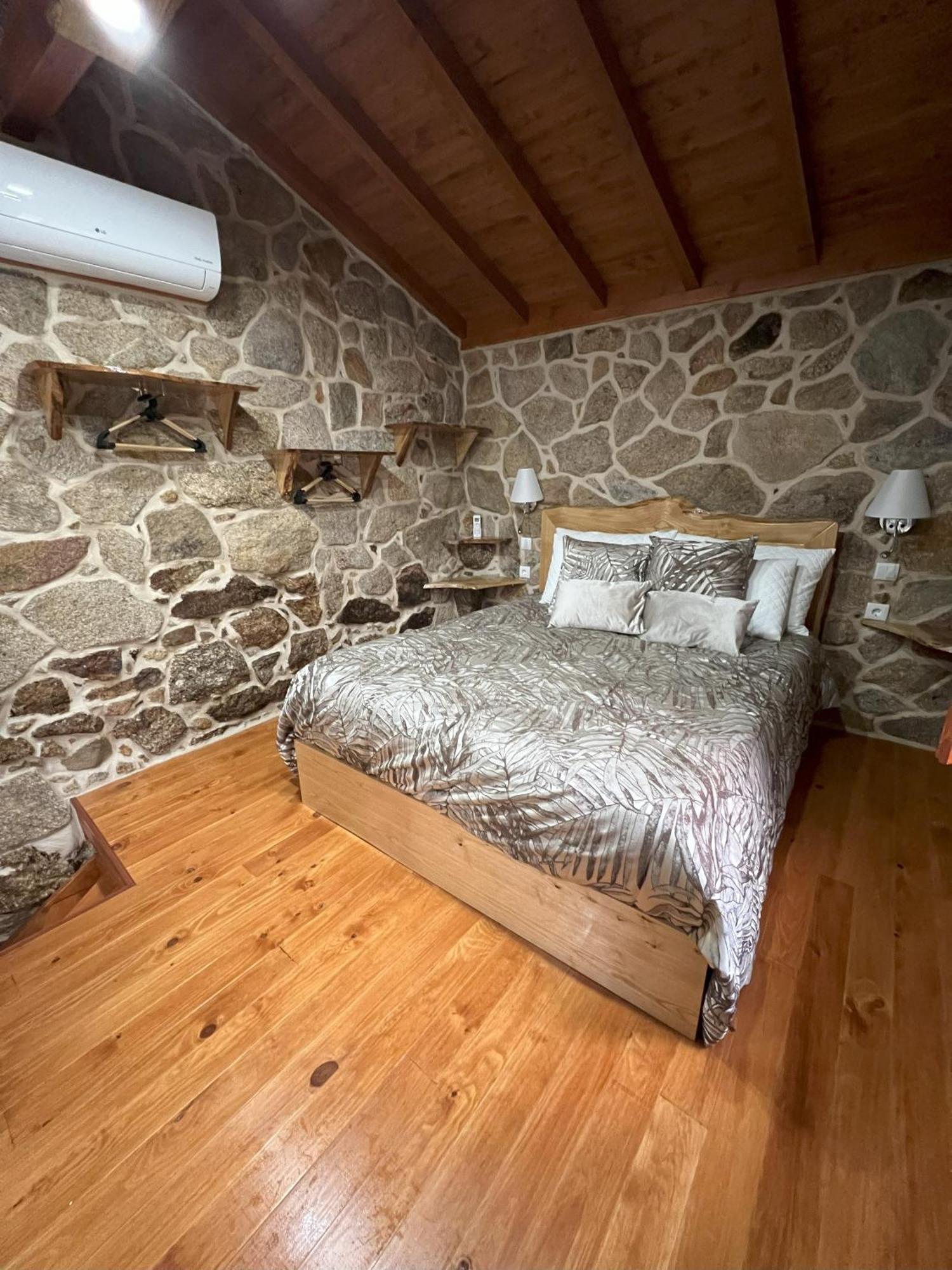 Casa Largo S Lourenco E Casa Da Videira Mazes Eksteriør billede